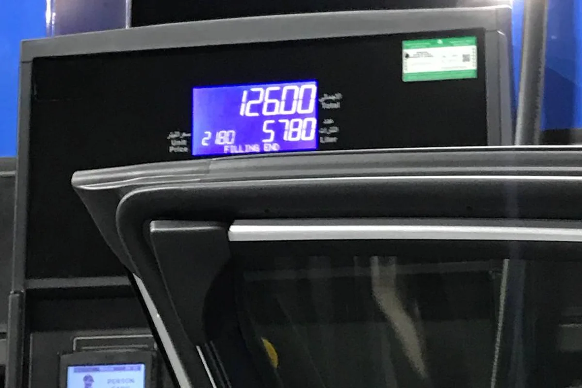 أول تعبئة لكامري جديدة من المعرض في مارس 2023 ببنزين 91: 57.80 لتراً بـ126 ريالاً، واللتر 2.18.
